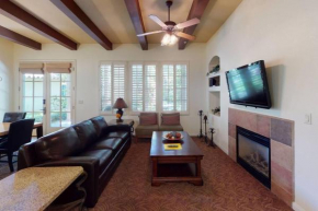 LV202 Downstairs 2 Bedroom Steps from the Pool